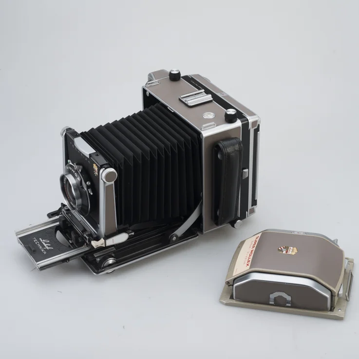 リンホフ Linhof Super Technika V 4x5 Linhof Super Technika V 4x5 1966 Fully Serviced — LAFLEX